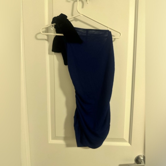 Blue One Shoulder Top with Bow - Picture 3 of 7